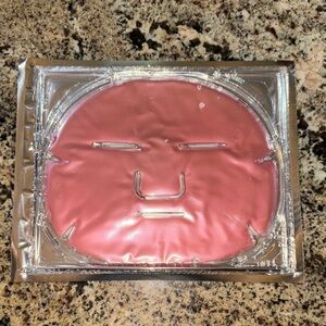 Prédire Red Wine Anti-Aging Facial Mask